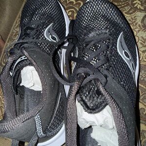 Saucony Women's Kinvara 14 women size 9